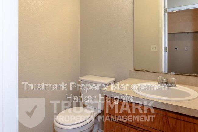 Building Photo - 2710 Vernice Loop