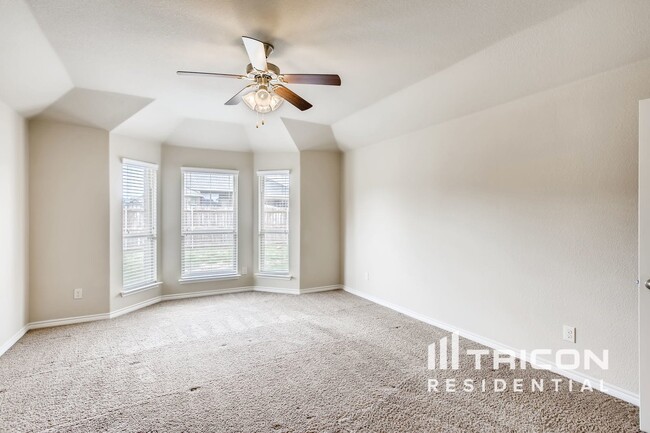 Building Photo - 1617 Grand Ct