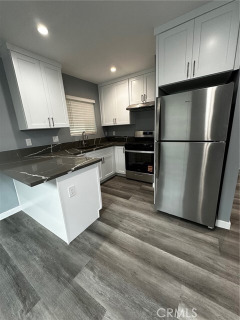 Building Photo - 15508 Halcourt Ave