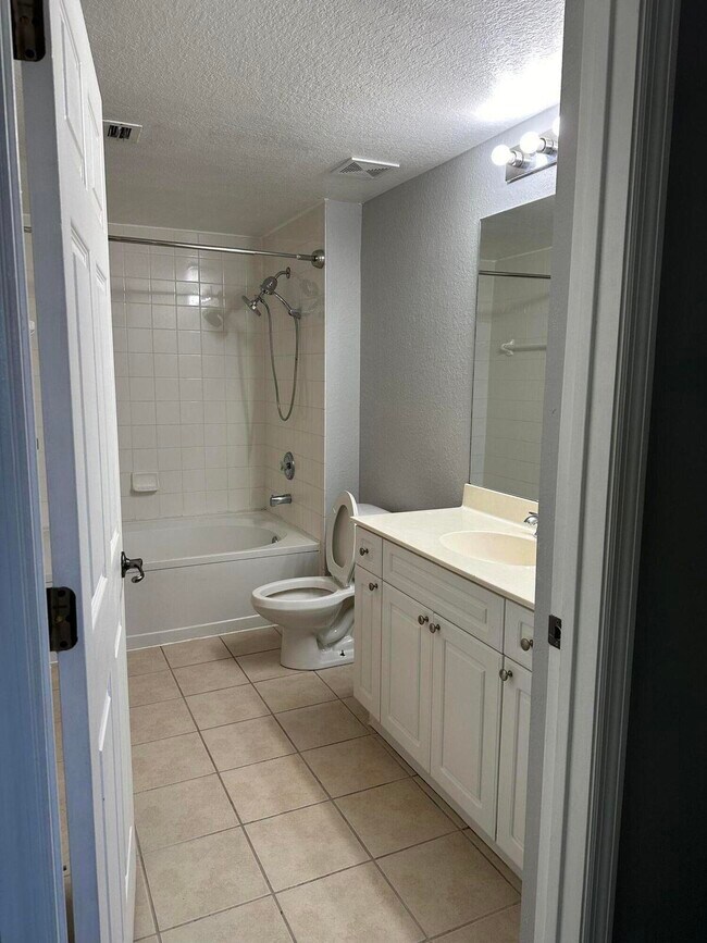 Building Photo - 2730 Anzio Ct