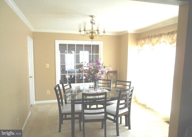Building Photo - 12020 Lisa Marie Ct