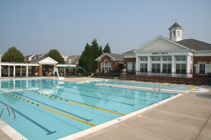 The Devon at South Riding 43001 Thoroughgood Dr Chantilly VA 20152