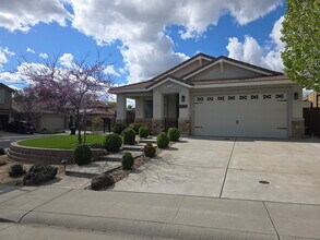 Building Photo - 3820 Giggs Way