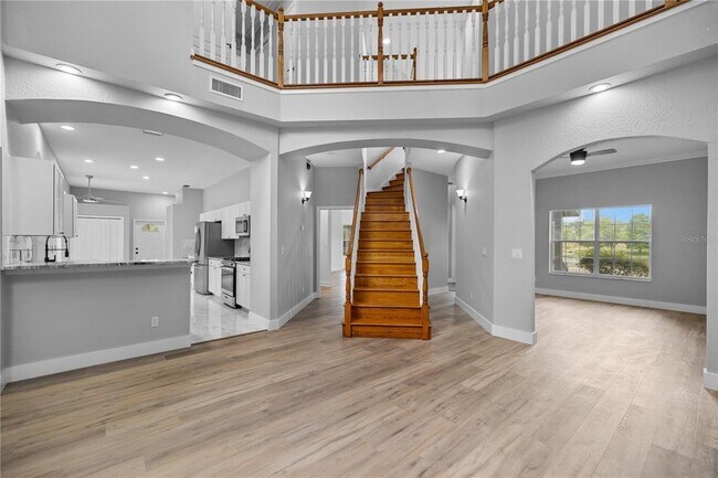 Building Photo - 1628 SE 29th Terrace