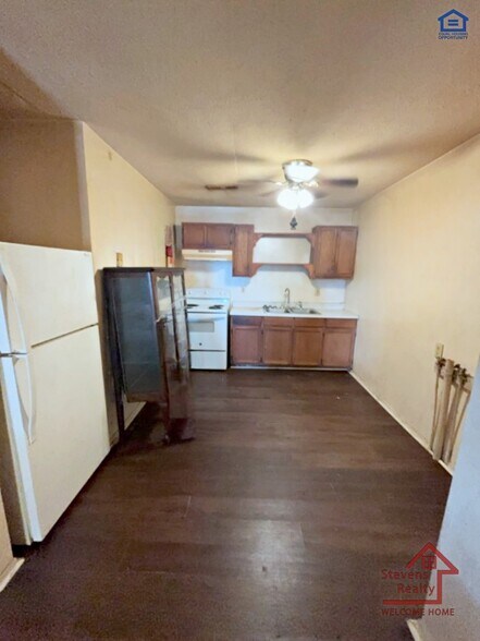 Building Photo - 47 Bybee Woods Dr