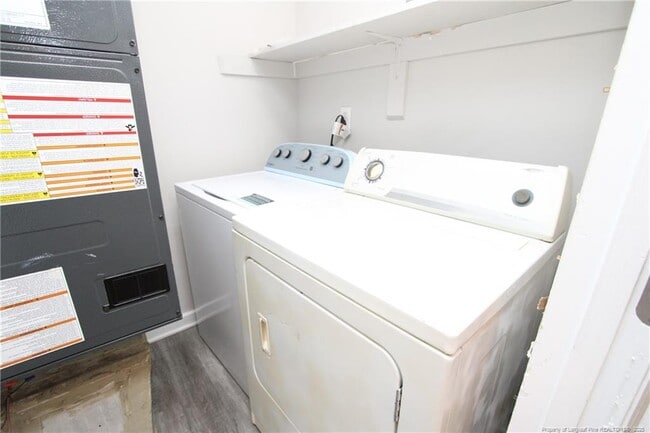 Building Photo - 4901 Coral Ridge Ct