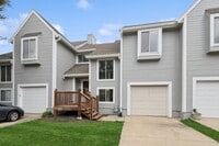 Building Photo - 8929 Hauser St
