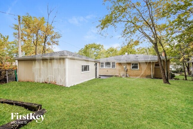 Building Photo - 1003 Blackhawk Dr