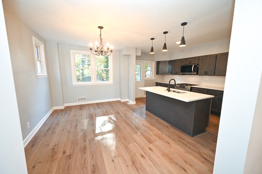 Building Photo - 3405 Ludgate Rd