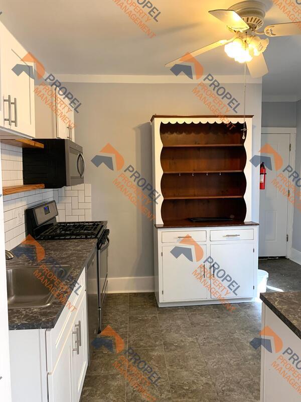 Building Photo - 1010 Wayburn St