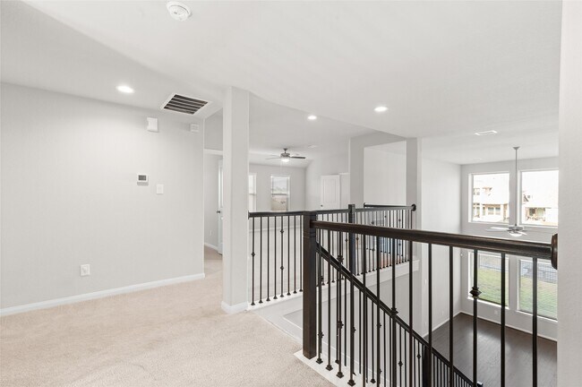 Building Photo - 29650 Kynndal Shore Dr