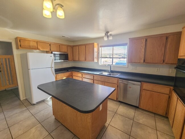 Building Photo - 13210 Townsend-Winona Rd