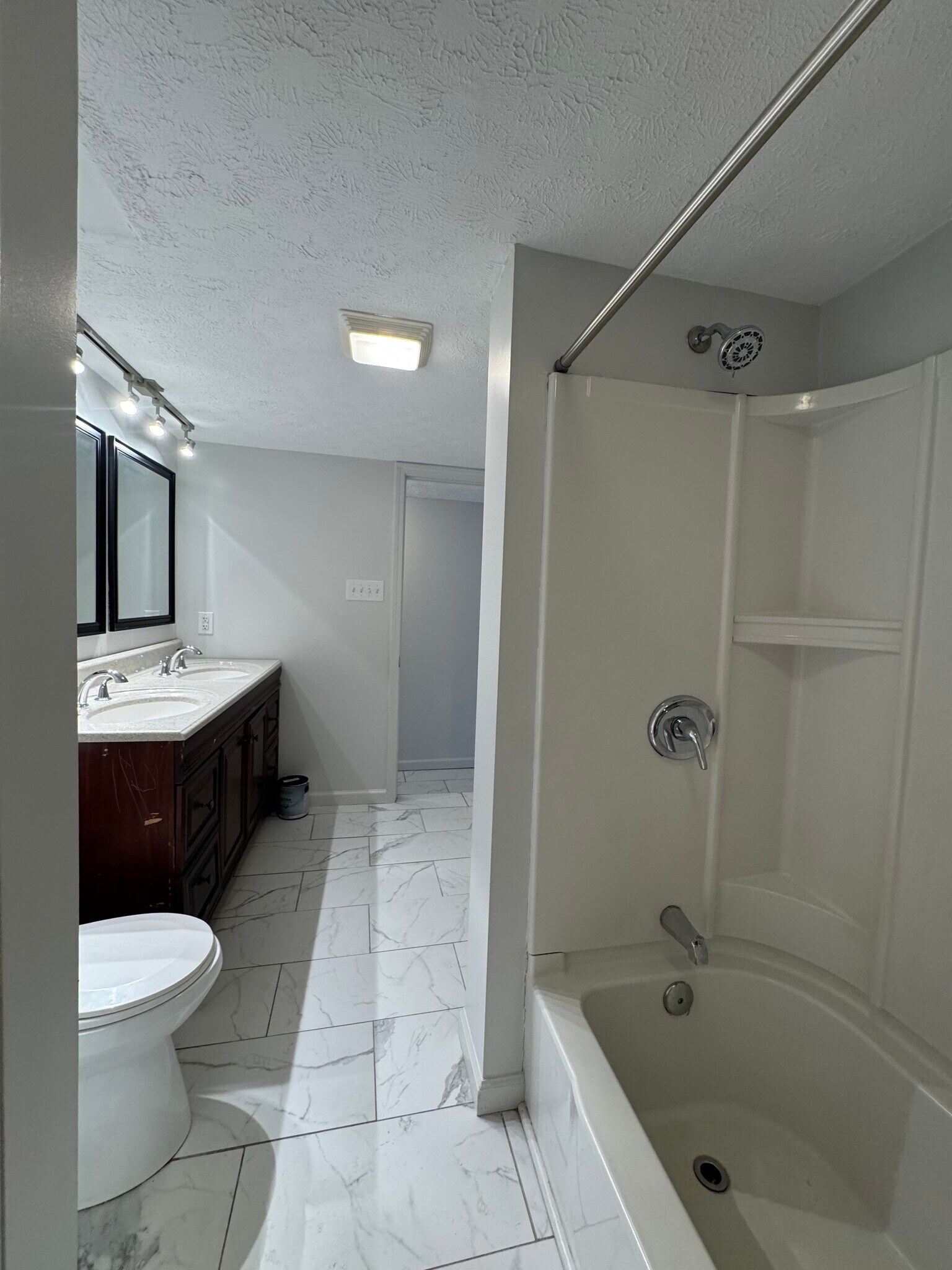 Building Photo - 2257 3rd St