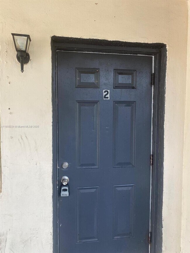 Building Photo - 2861 NW 15th Ct