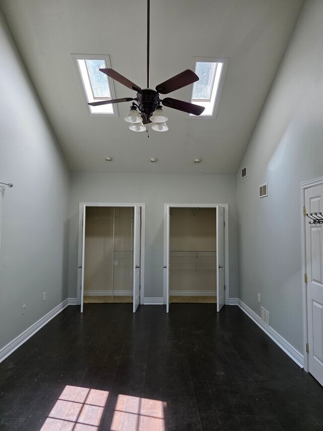 Master Closets - 111 Ferndale Ave