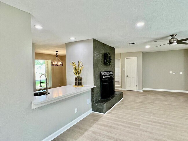 Building Photo - 1026 Park Meadow Dr