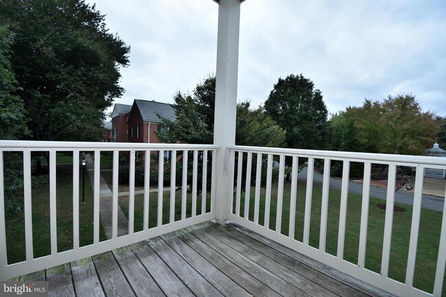 Building Photo - 1302 Belle View Blvd