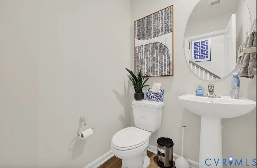 Building Photo - 6117 Primrose Path Rd