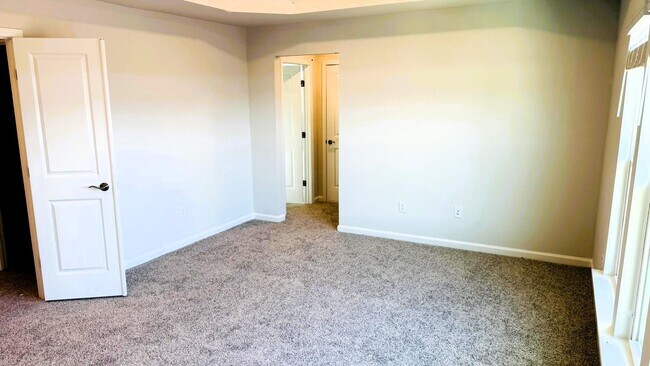 Building Photo - 4001 Kidd Pl