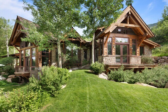 Building Photo - 27 Nighthawk Dr