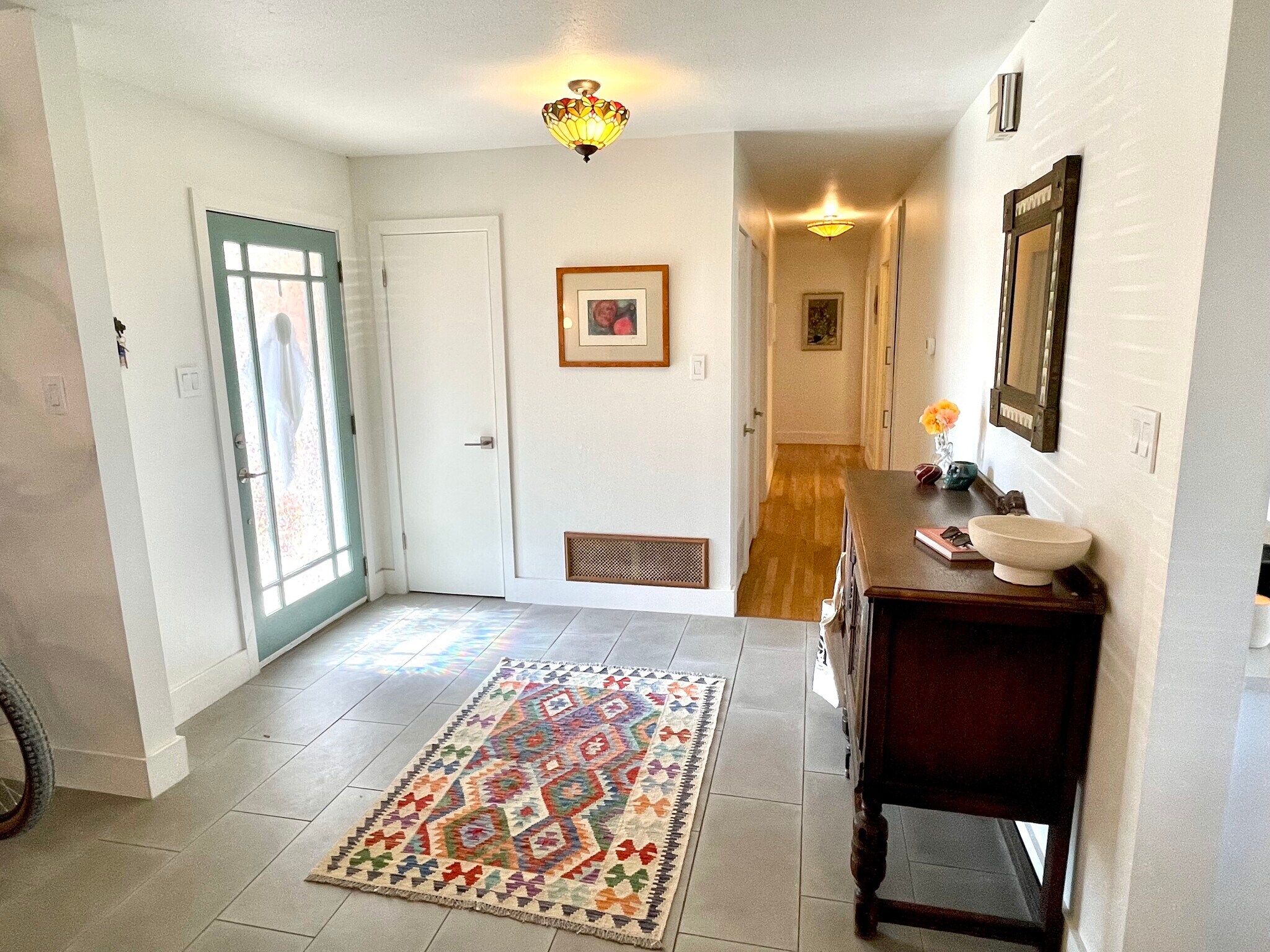 Entry Hall - 800 Dale Dr