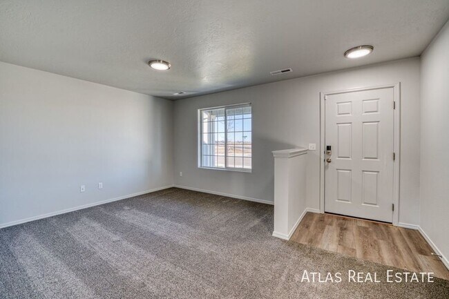 Building Photo - 12665 Lignite Dr