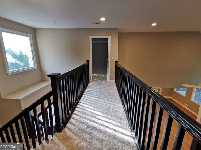 Building Photo - 2411 Magnolia Springs Ct