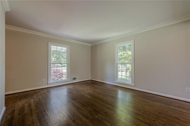 Building Photo - 385 Stonebridge Trail