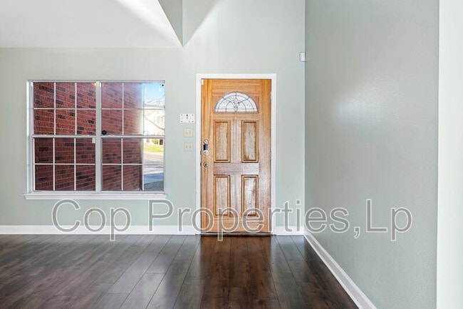 Building Photo - 18607 Redriver Trail