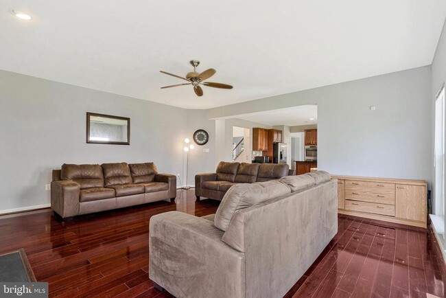 Building Photo - 44208 Navajo Dr