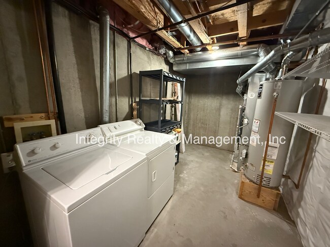 Building Photo - 312 W Jamison Pl