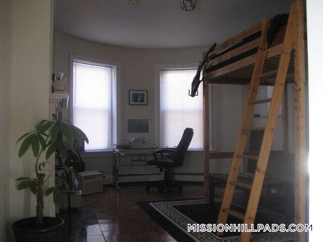 Building Photo - 16 Wait St