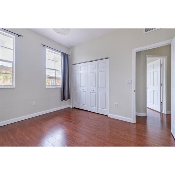 Building Photo - 12853 SW 134th St