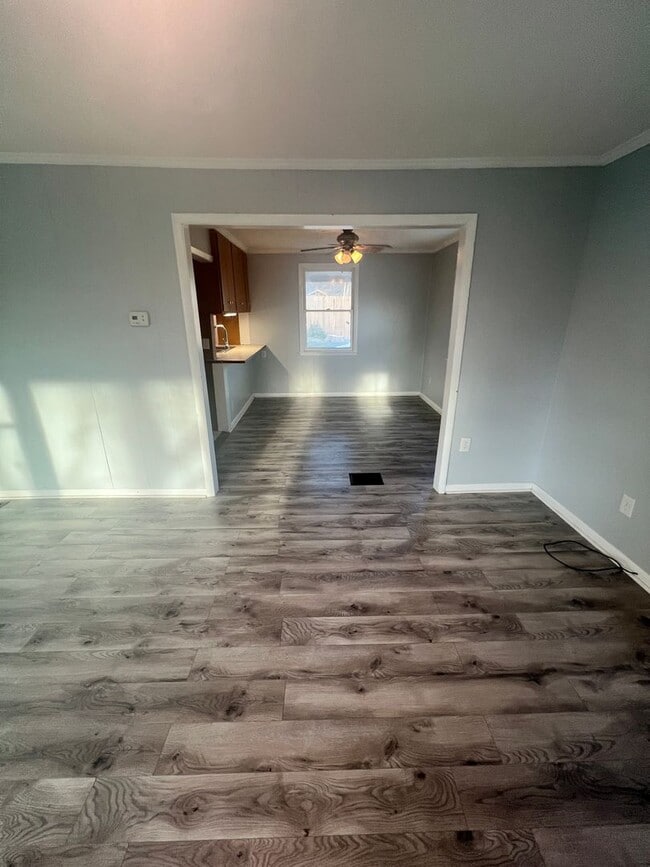 Building Photo - 1011 Merritt St