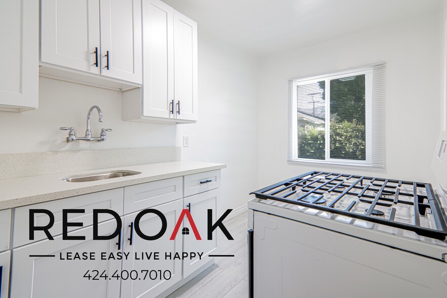 Building Photo - 2011 Peyton Ave