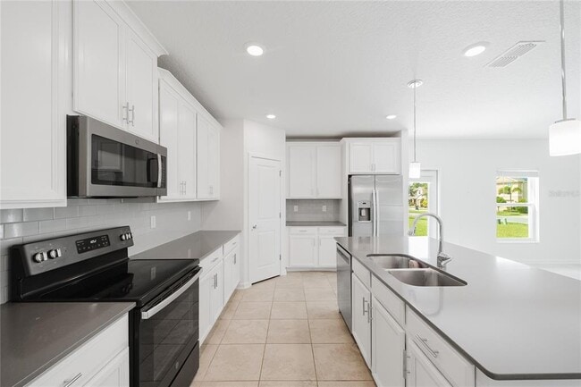 Building Photo - 2910 Black Birch Dr