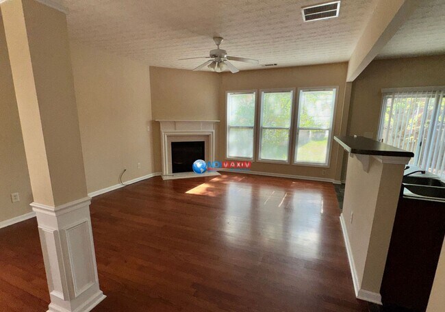 Building Photo - 3-bedroom house in Lawrenceville