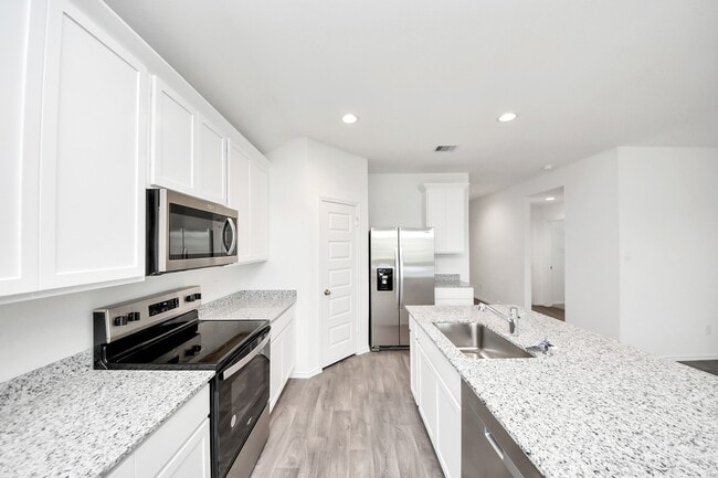 Building Photo - 2007 Woodlark Way