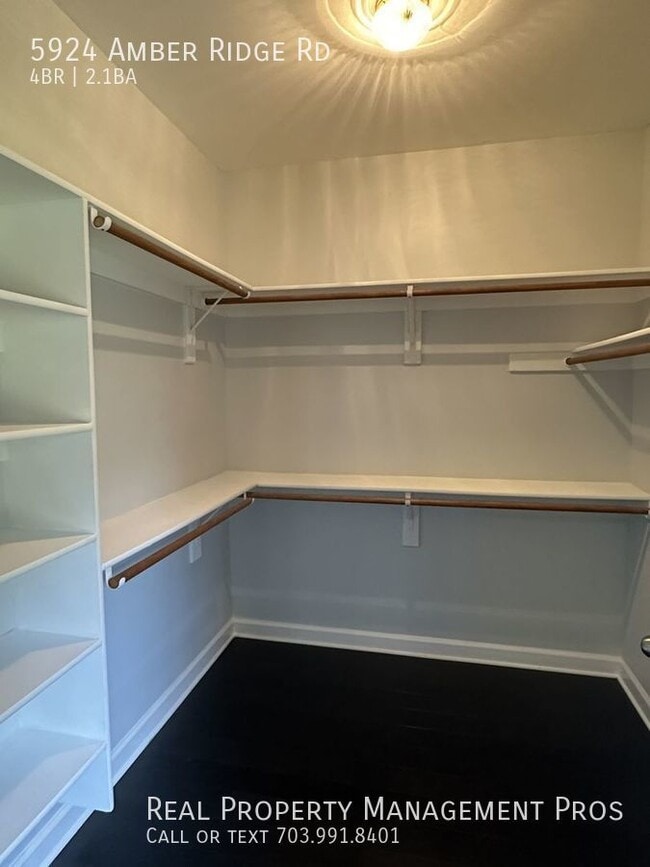 Building Photo - 5924 Amber Ridge Rd