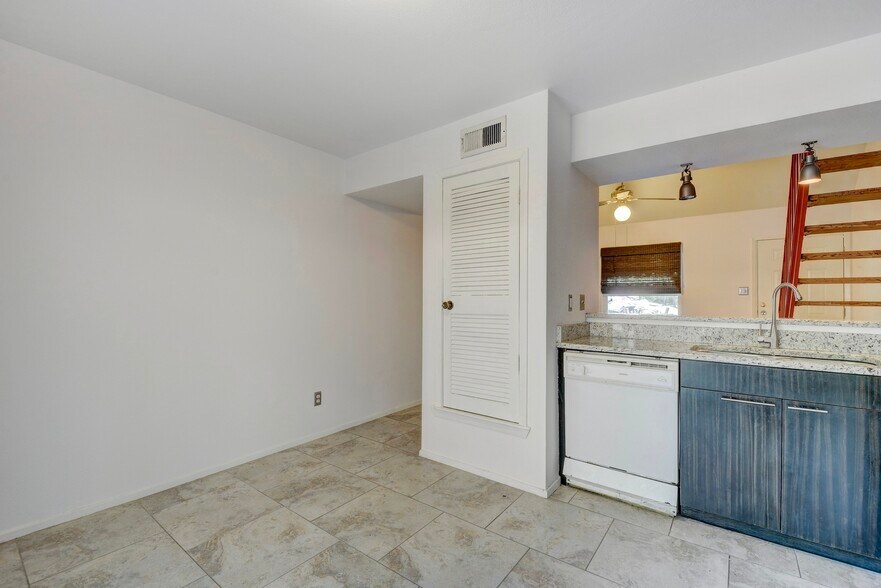 Building Photo - 3452 Willowrun Dr