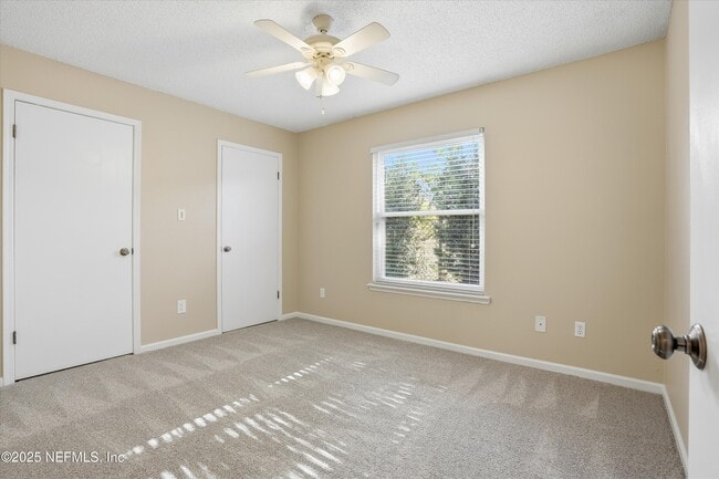 Building Photo - 4088 Laurelwood Dr