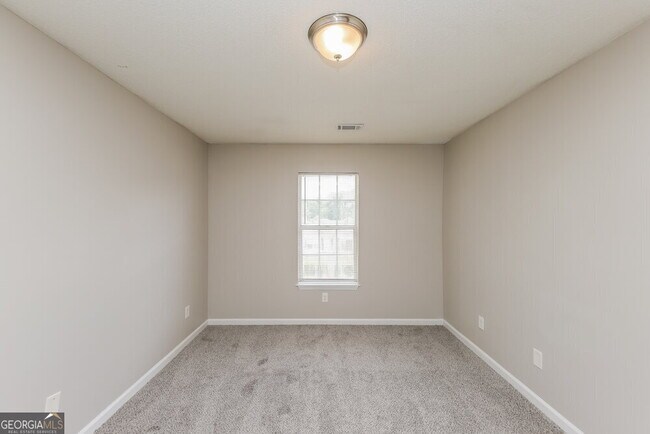 Building Photo - 3517 Ten Oaks Cir
