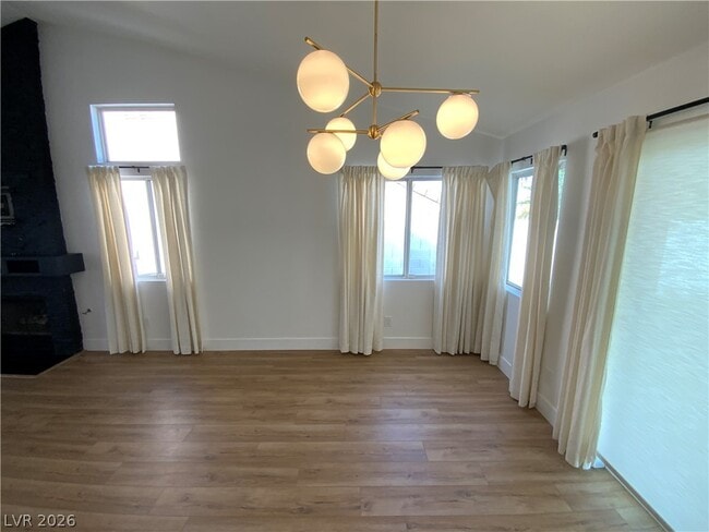 Building Photo - 679 Scenic Tierra Ln