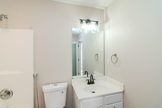 Building Photo - 188 Blue Heron Pl