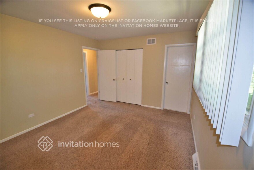 Building Photo - 7712 163rd Pl