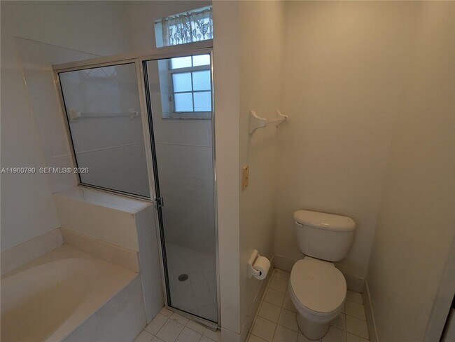 Building Photo - 7700 S Aragon Blvd