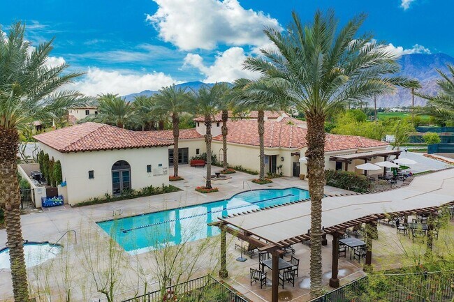 Building Photo - 50944 Via Ancantara