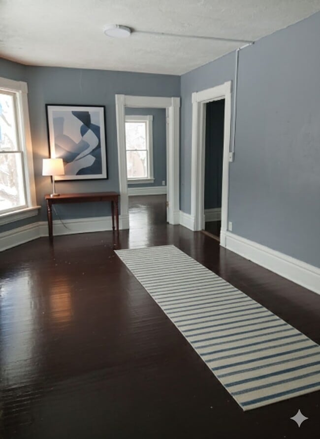 Building Photo - 964 N Court St