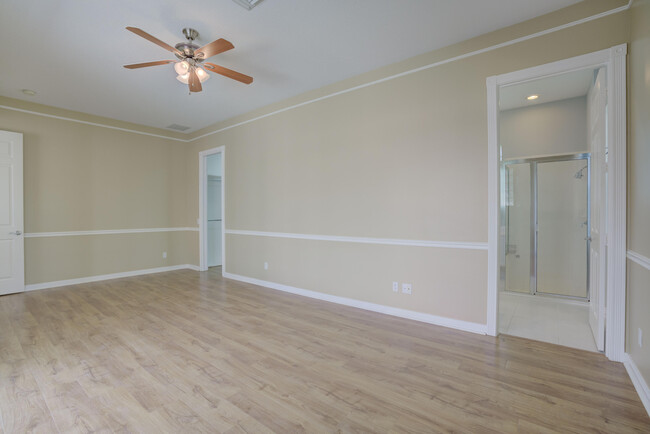 Building Photo - 256 San Remo Dr