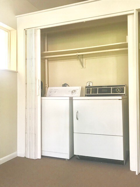 Building Photo - 1515-1525 Kalmia